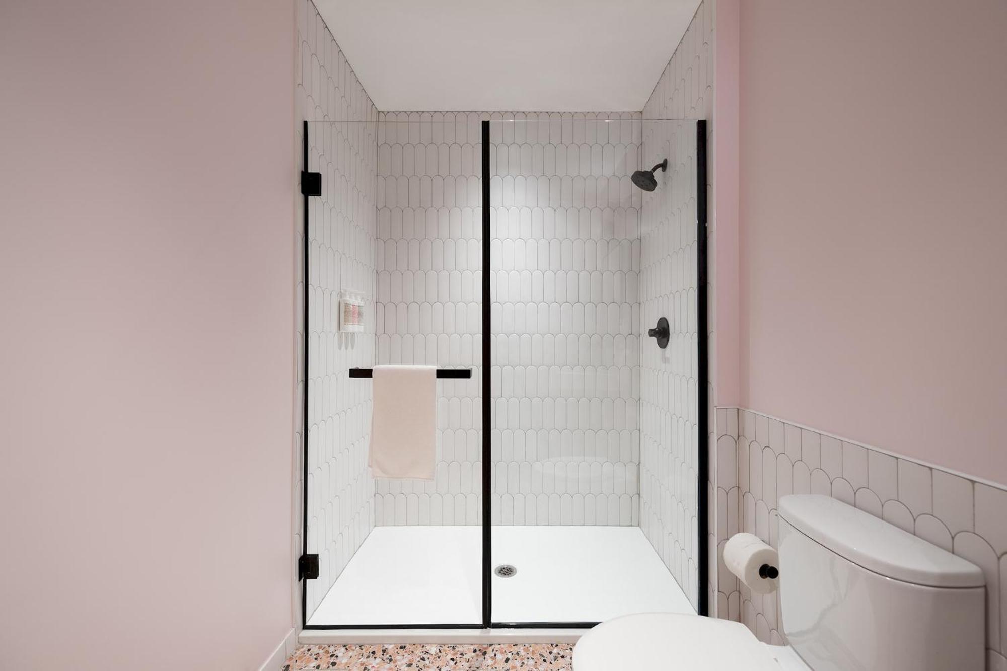 The Neighborhood Hotel Little Italy Chicago Bagian luar foto